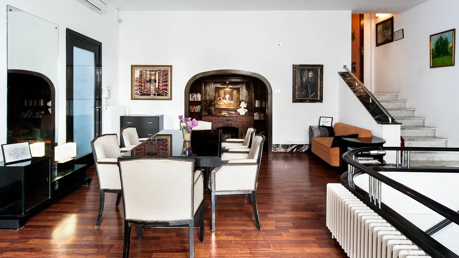 Casa Vilaro Barcelona Hotel